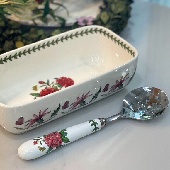 Botanical Garden Cranberry Dish with Slotted Spoon, 2-Piece Set-NEW - Picture 1 of 15